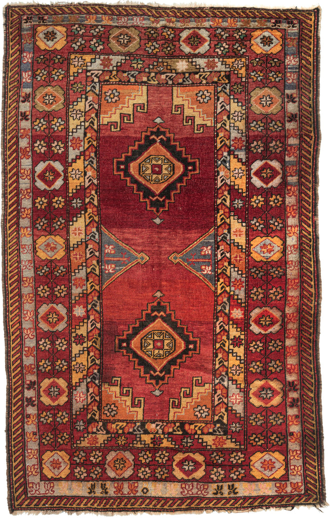 West Anatolian Prayer Rug - 3' x 4'9 – HEIRLOOM