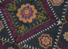 Ilgich are small square embroideries created by Lakai and Kungrat