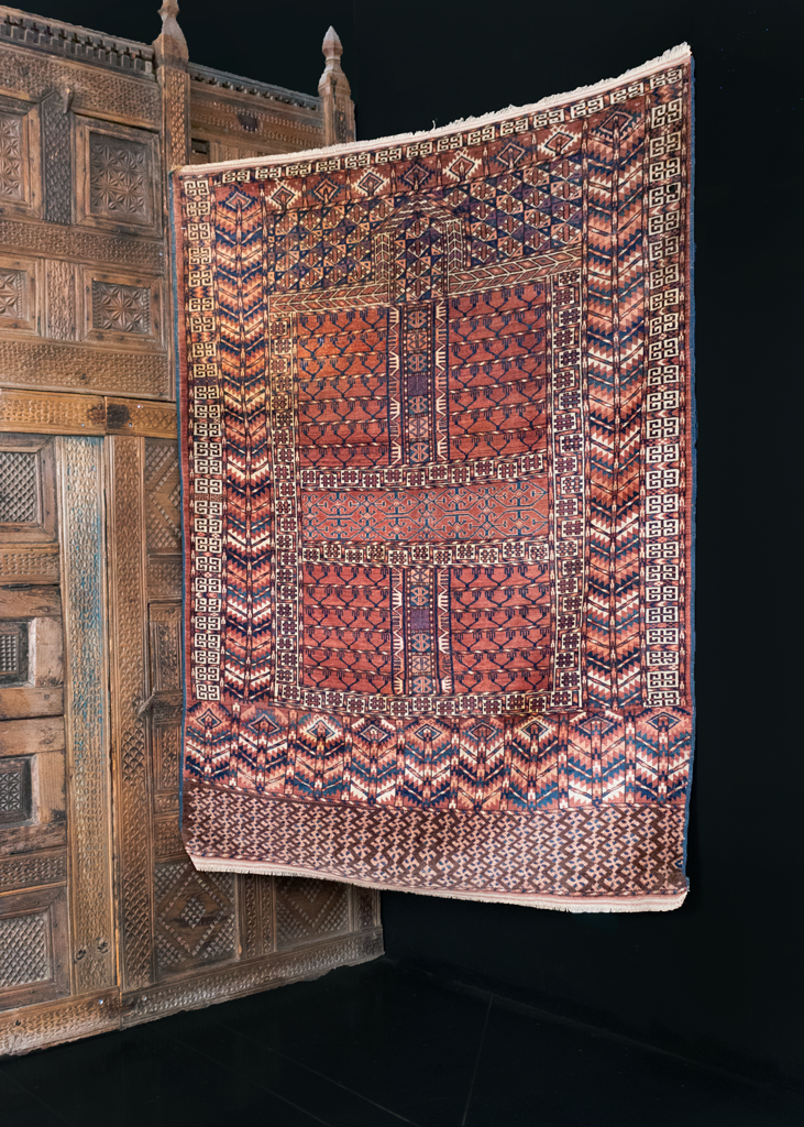 Turkmen Ensi Rug - 4'4 x 5'9